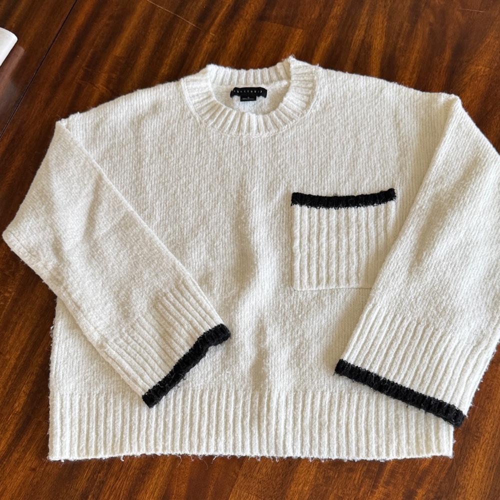 Sanctuary White Sweater with Black Trim S